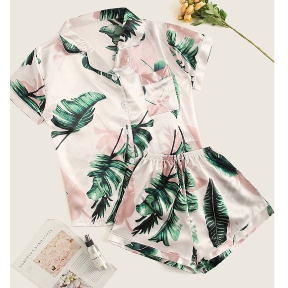 ⏳🦋4 for $20, or as marked. NWOT- Satiny Shorty Pajama Set - Picture 1 of 6